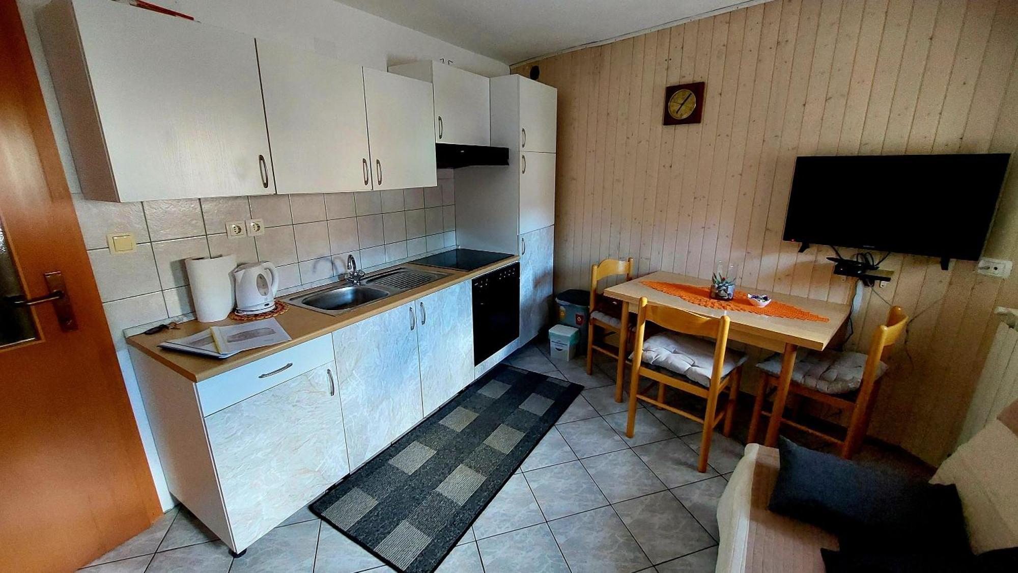Apartments Krn Drezniske Ravne Eksteriør billede